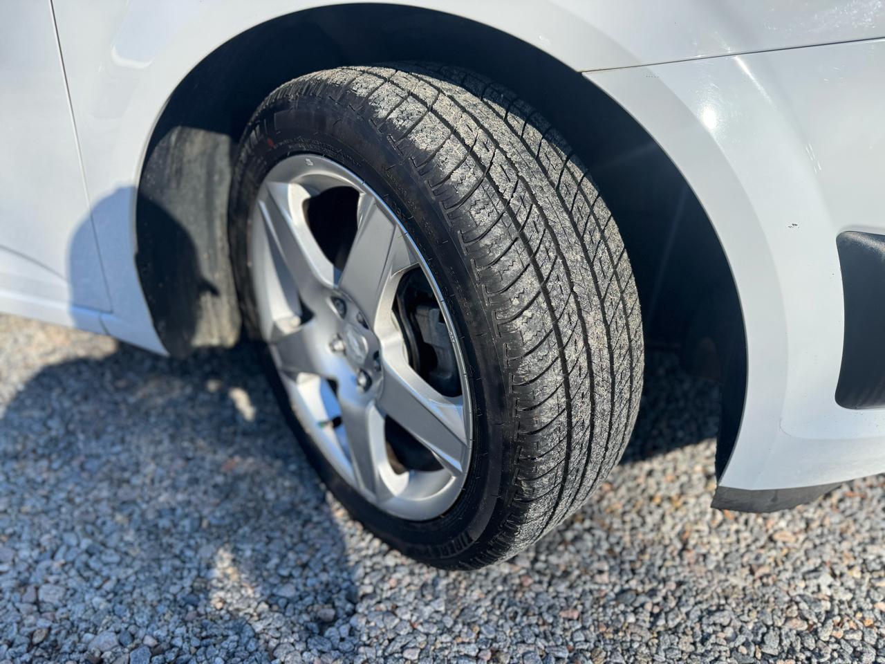 Chevrolet Sonic 5dr HB Auto LTZ 2014