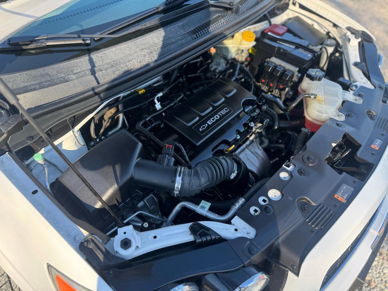 Chevrolet Sonic 5dr HB Auto LTZ 2014