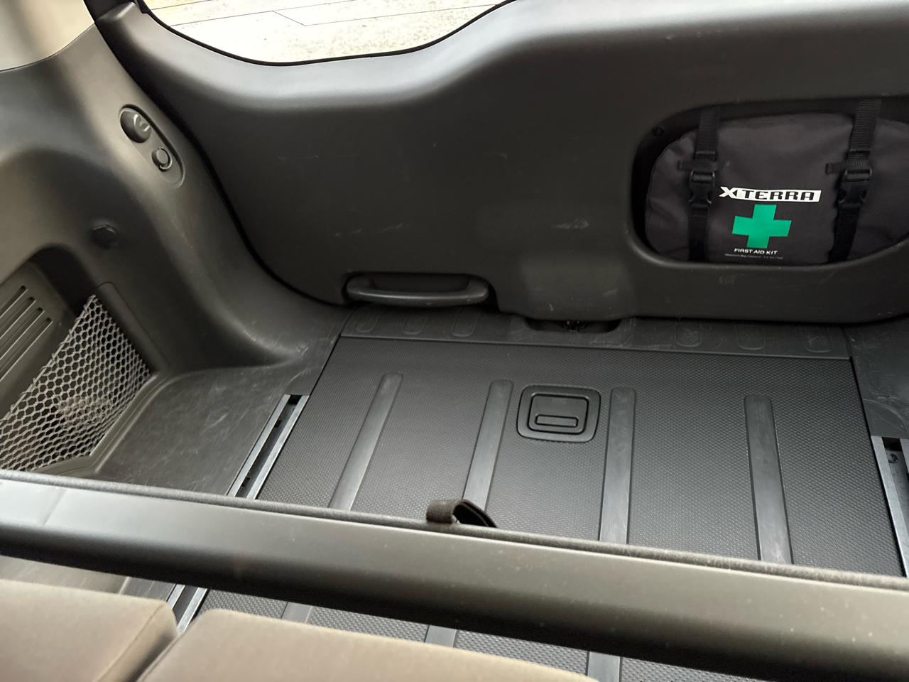 Nissan Xterra 4WD 4dr Auto S 2012