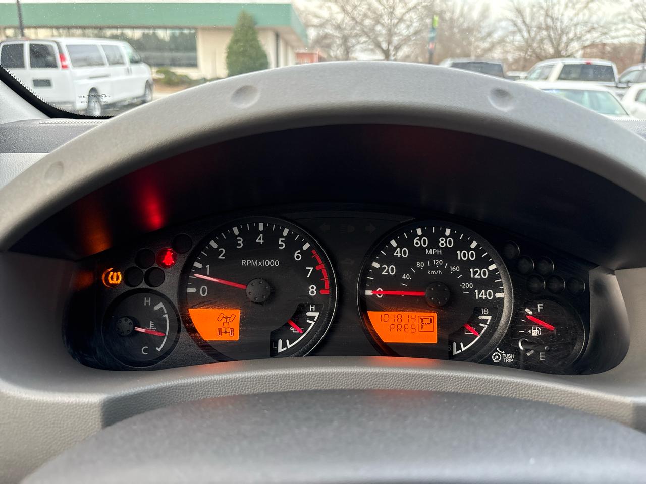 Nissan Xterra 4WD 4dr Auto S 2012