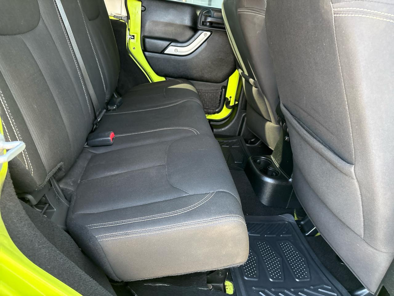 Jeep Wrangler Unlimited 4WD 4dr Rubicon 2016