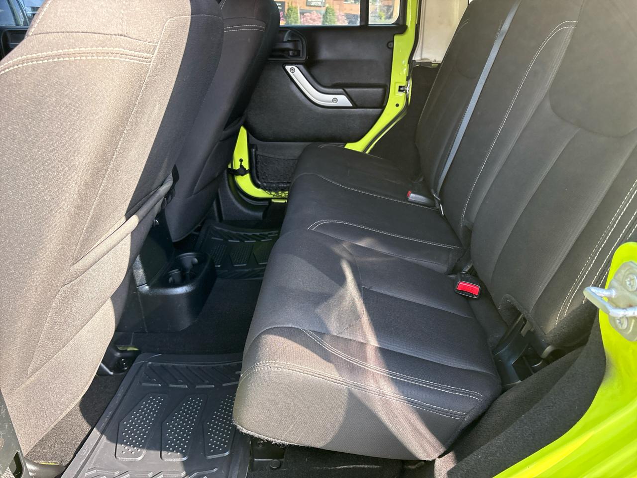 Jeep Wrangler Unlimited 4WD 4dr Rubicon 2016