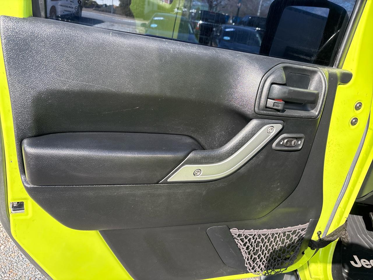 Jeep Wrangler Unlimited 4WD 4dr Rubicon 2016