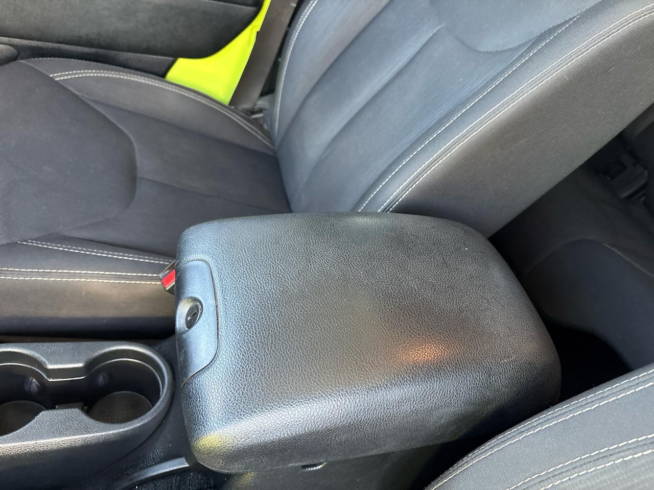 Jeep Wrangler Unlimited 4WD 4dr Rubicon 2016