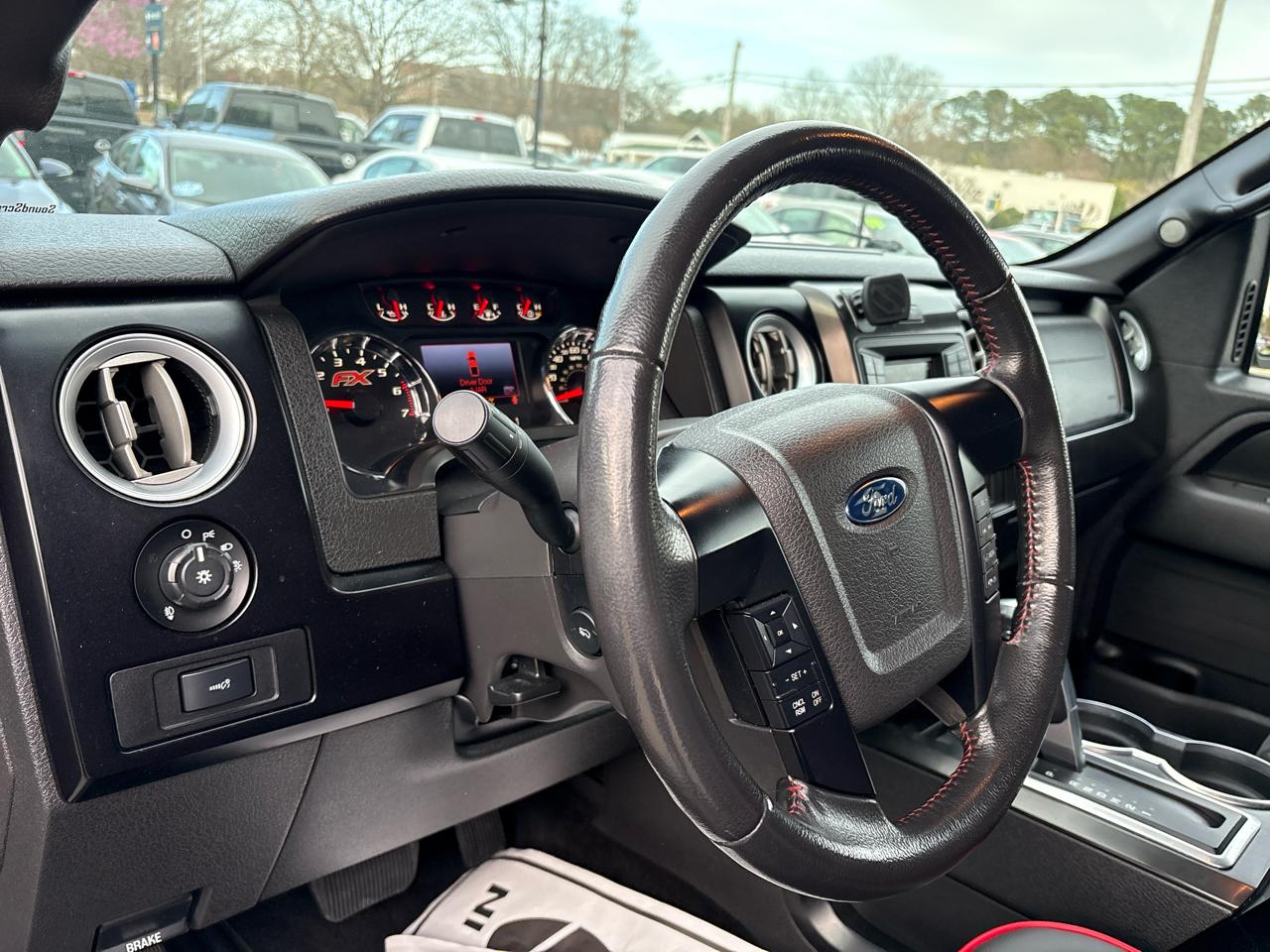 Ford F-150 4WD SuperCrew 145" FX4 2014