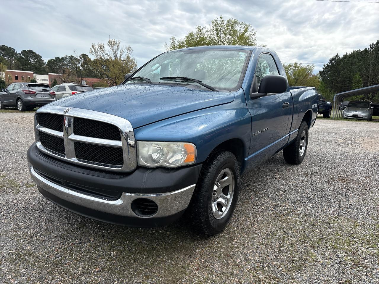 Dodge Ram 1500 2dr Reg Cab 120.5" WB ST 2003