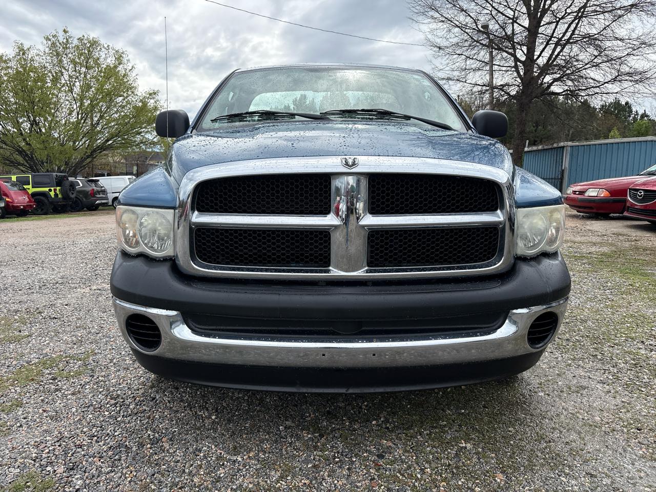 Dodge Ram 1500 2dr Reg Cab 120.5" WB ST 2003