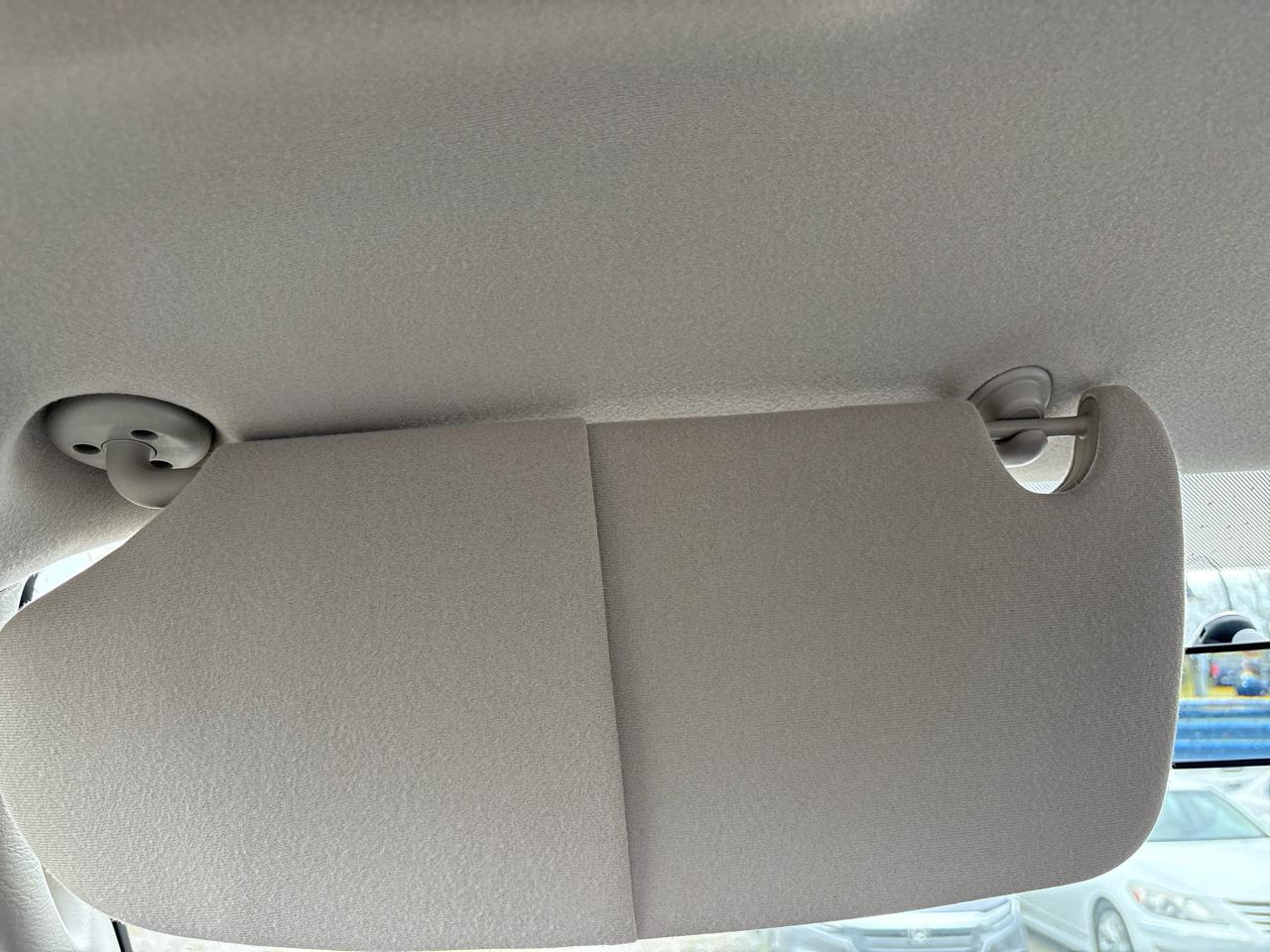 Dodge Ram 1500 2dr Reg Cab 120.5" WB ST 2003