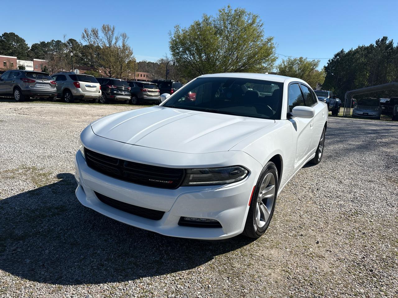 Dodge Charger 4dr Sdn SXT RWD 2015