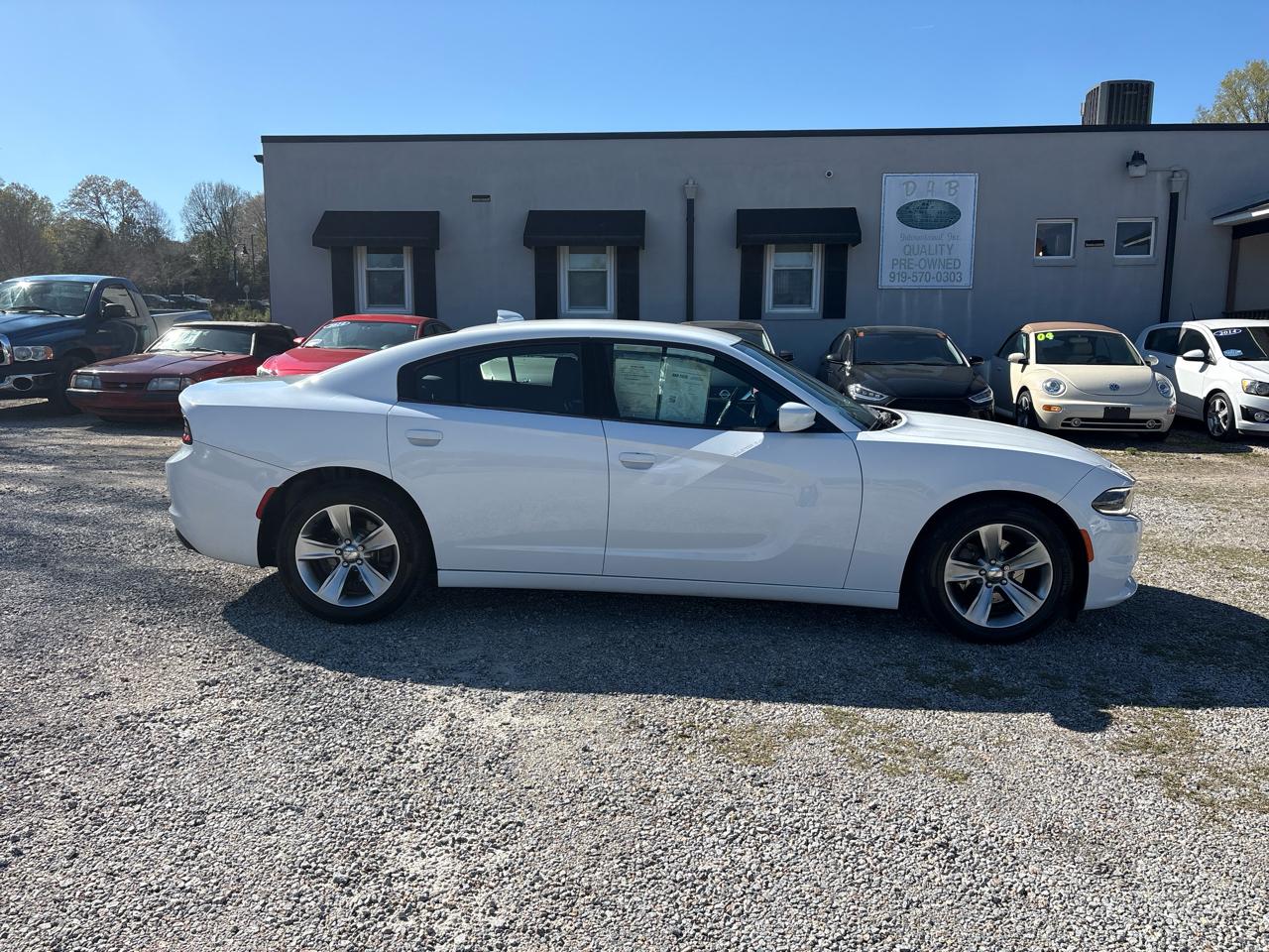 Dodge Charger 4dr Sdn SXT RWD 2015