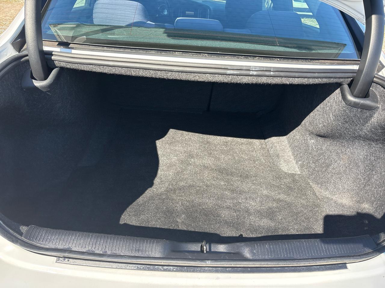 Dodge Charger 4dr Sdn SXT RWD 2015