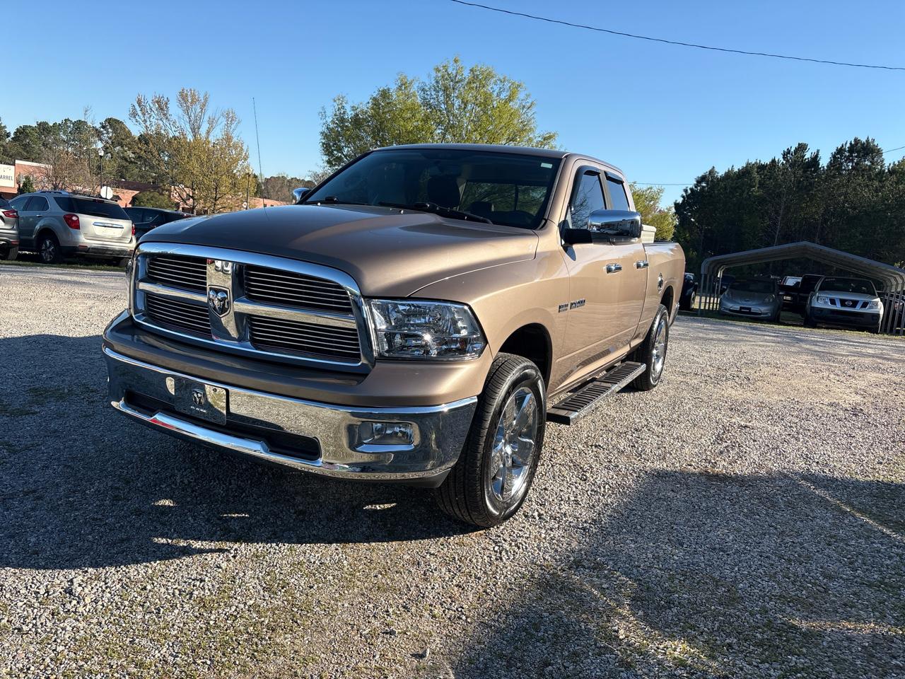 Dodge Ram 1500 4WD Quad Cab 140.5" SLT 2010