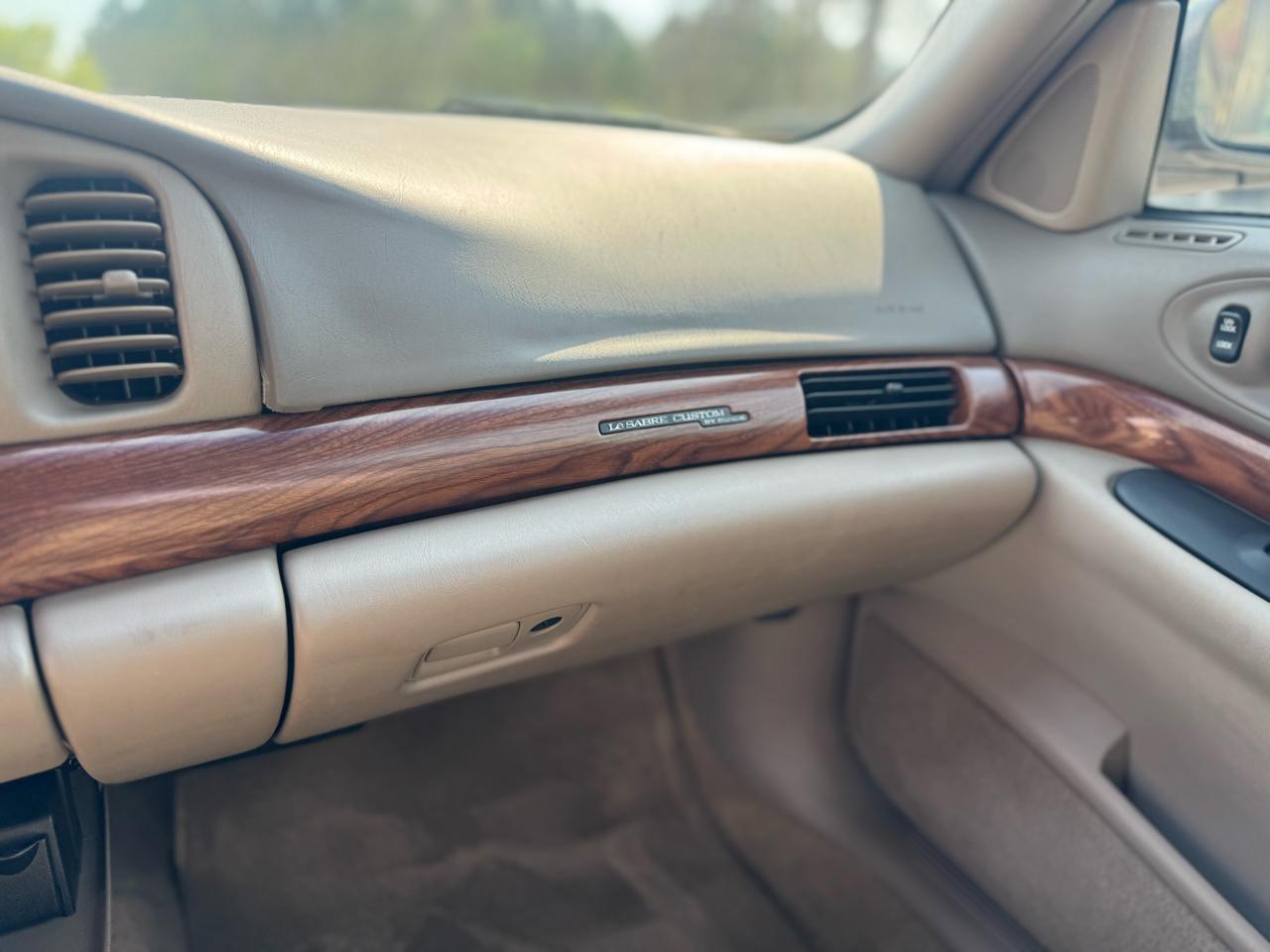 Buick LeSabre 4dr Sdn Custom 2003