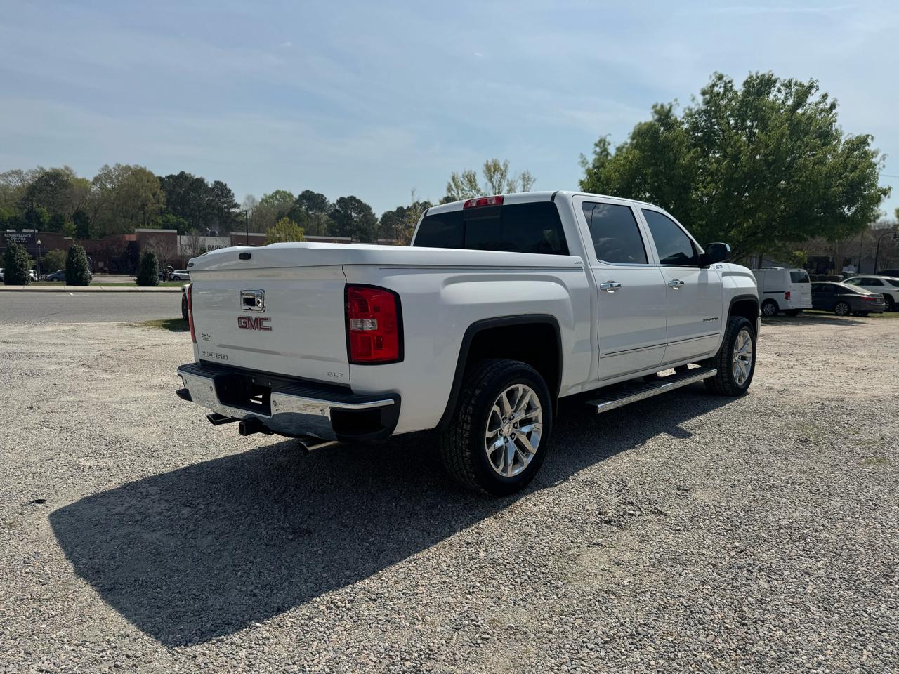GMC Sierra 1500 2WD Crew Cab 143.5" SLT 2015