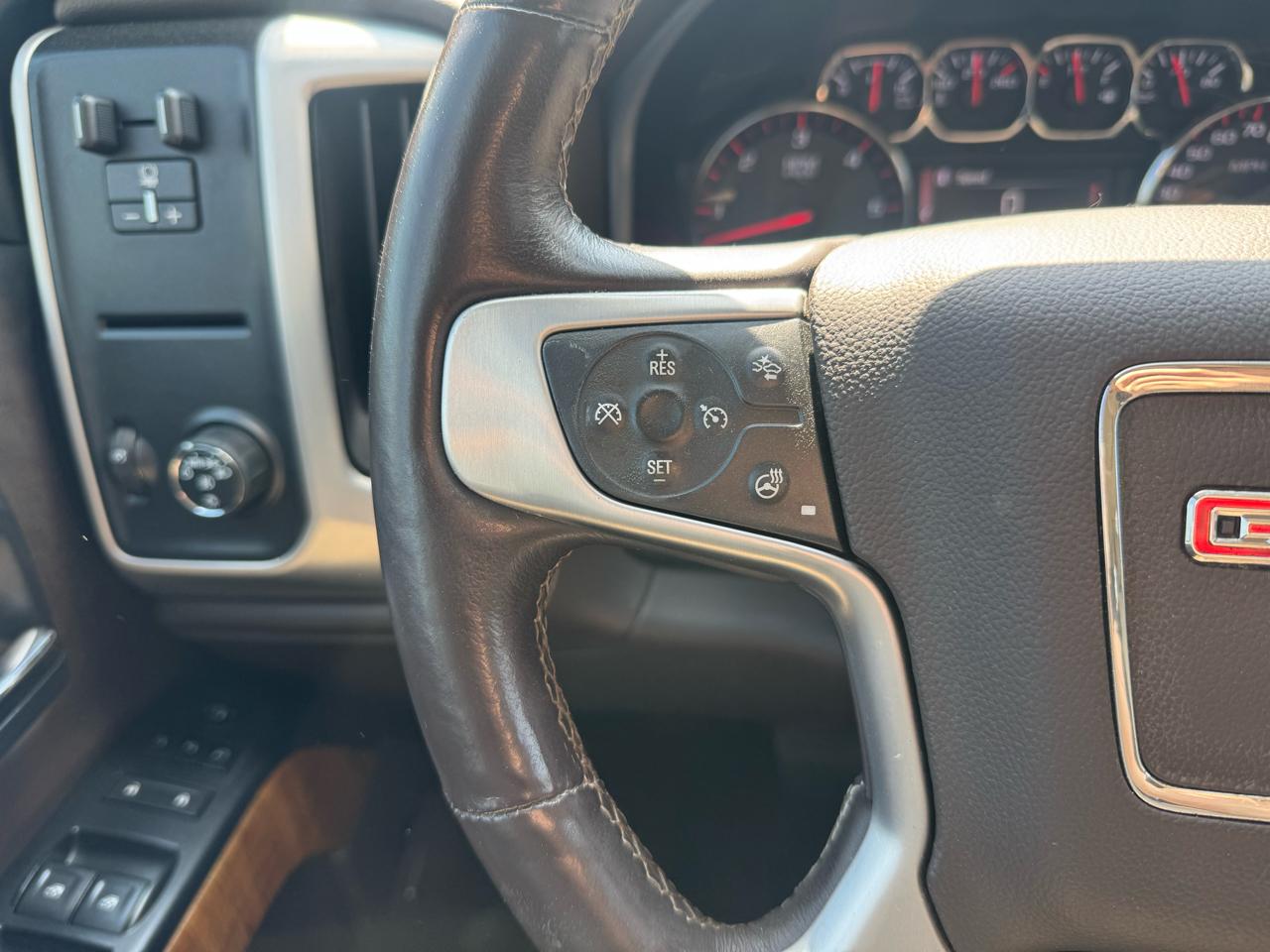 GMC Sierra 1500 2WD Crew Cab 143.5" SLT 2015