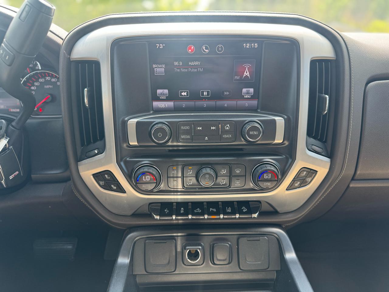 GMC Sierra 1500 2WD Crew Cab 143.5" SLT 2015