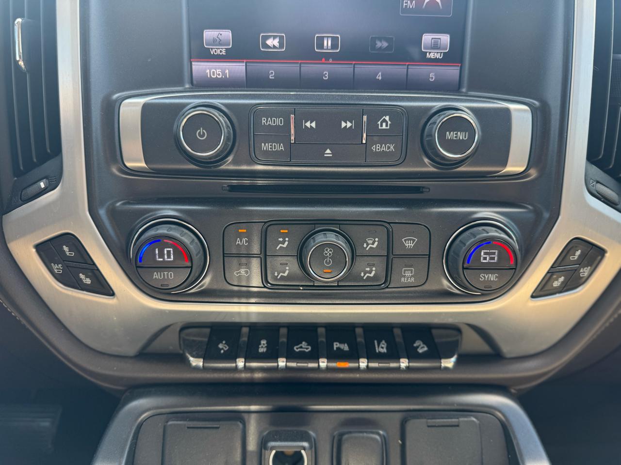 GMC Sierra 1500 2WD Crew Cab 143.5" SLT 2015