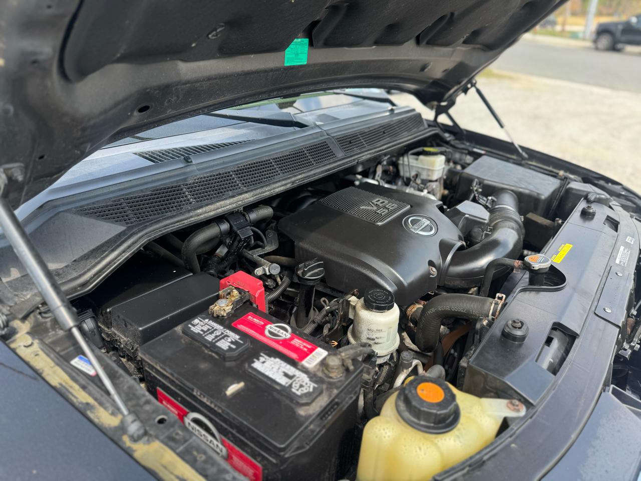 Nissan Titan 4WD Crew Cab SWB SV 2013