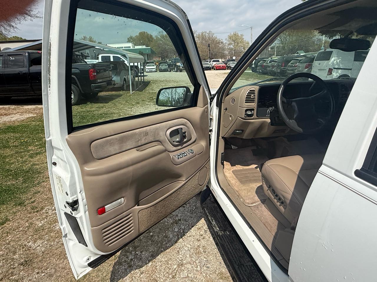 GMC Yukon 1500 4dr 1998