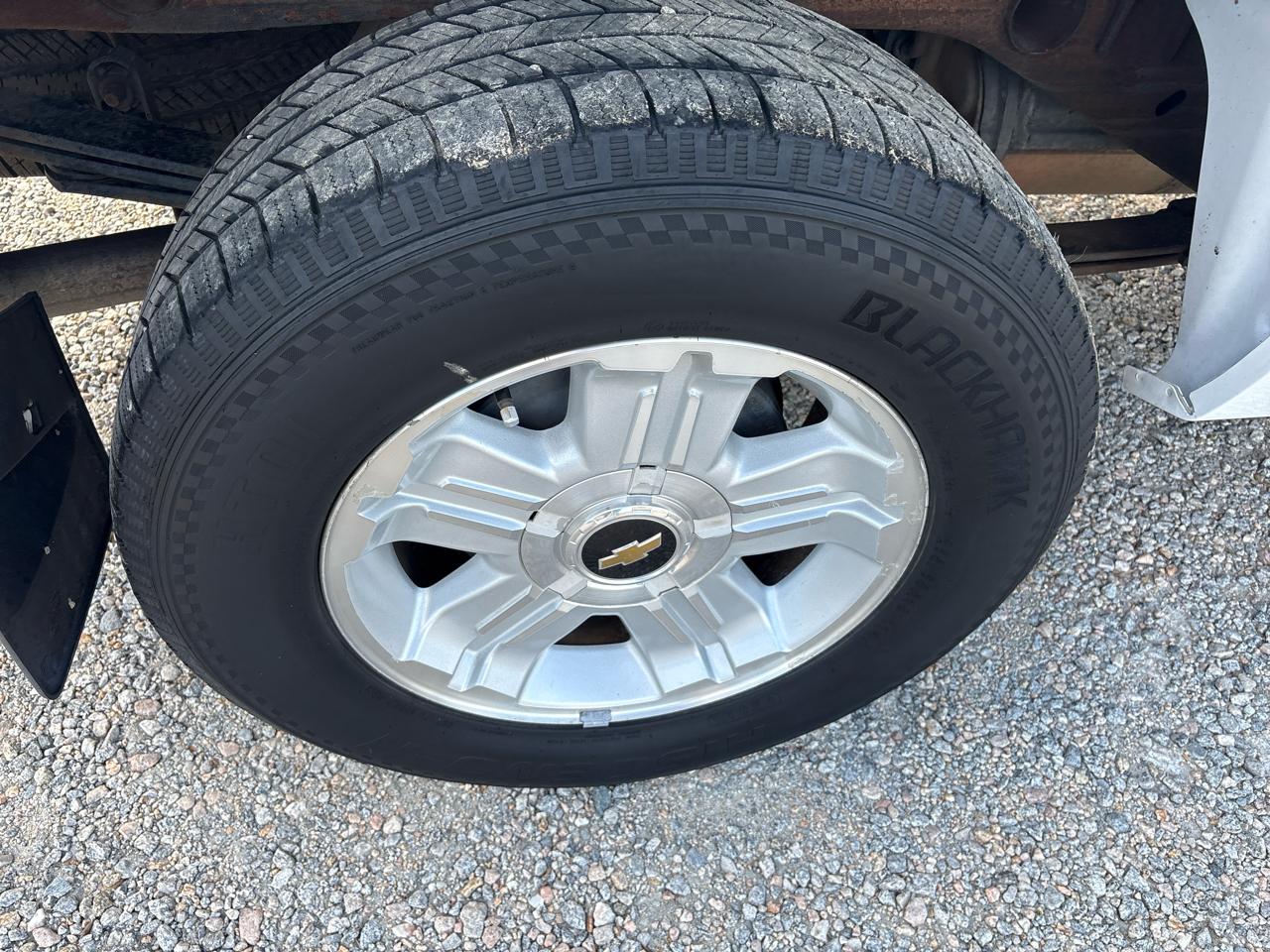 Chevrolet Silverado 1500 2WD Ext Cab 143.5" LT 2011