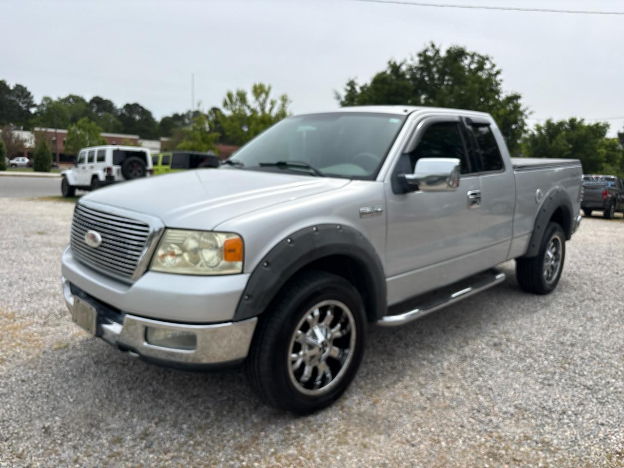 Ford F-150 4WD SuperCab 133" XLT 2004