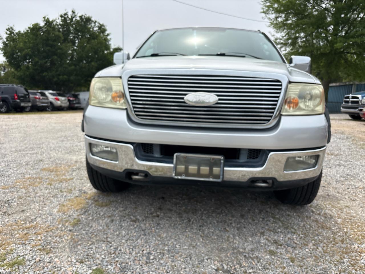 Ford F-150 4WD SuperCab 133" XLT 2004