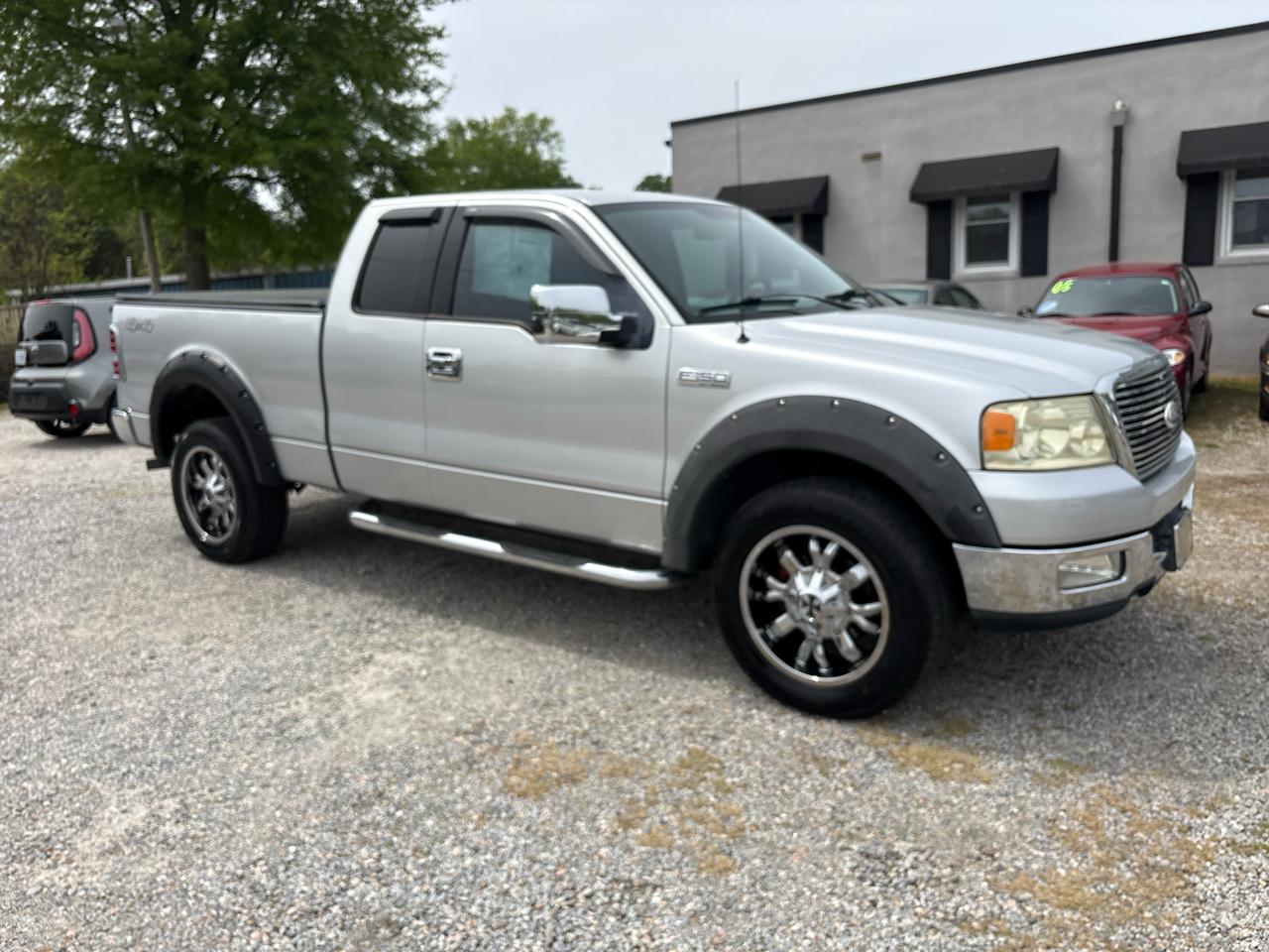Ford F-150 4WD SuperCab 133" XLT 2004