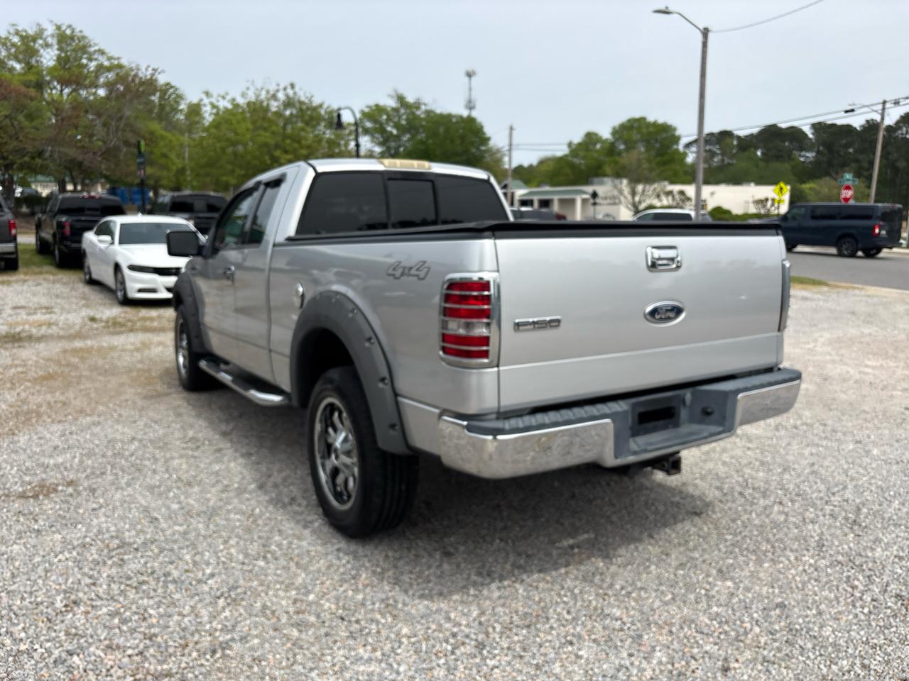 Ford F-150 4WD SuperCab 133" XLT 2004