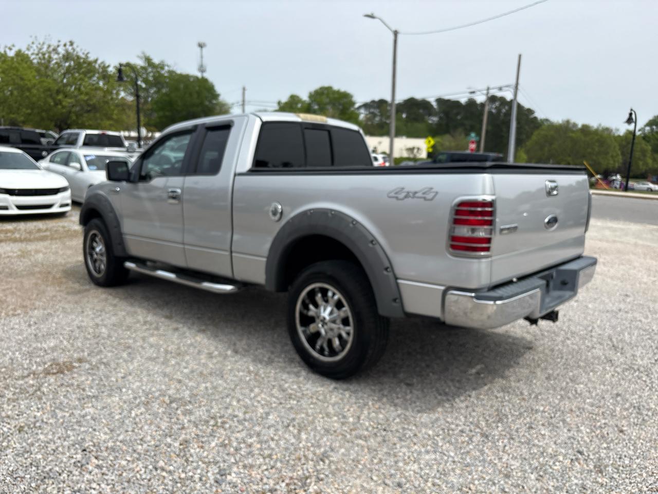 Ford F-150 4WD SuperCab 133" XLT 2004