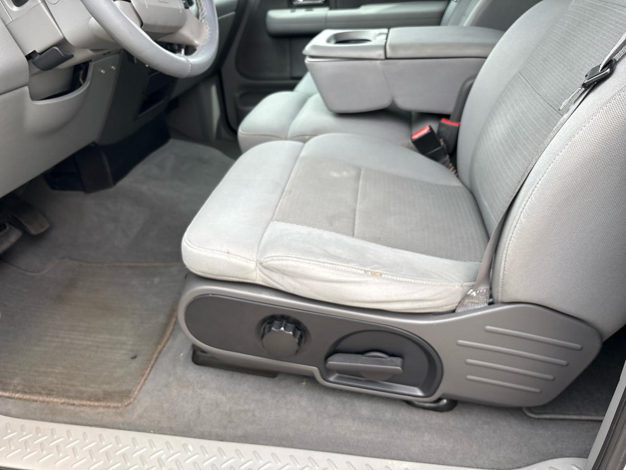 Ford F-150 4WD SuperCab 133" XLT 2004