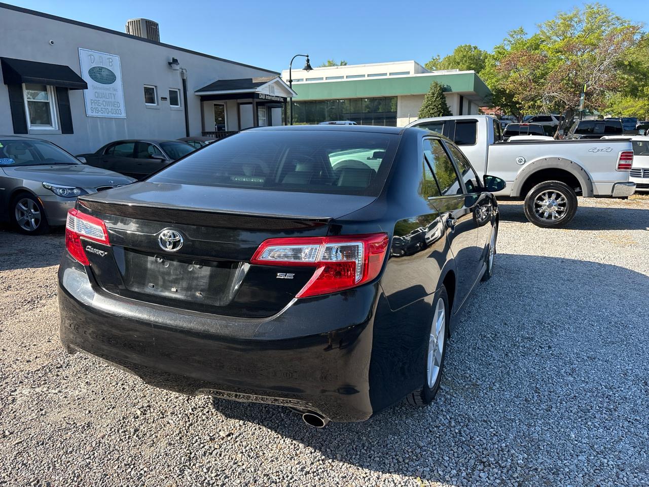 Toyota Camry 4dr Sdn I4 Auto XLE (Natl) 2013