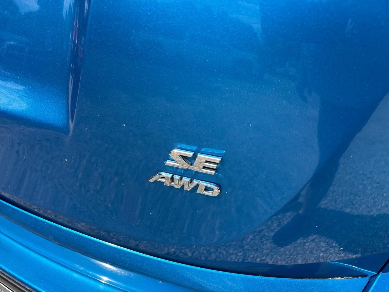 Toyota RAV4 SE AWD (Natl) 2018