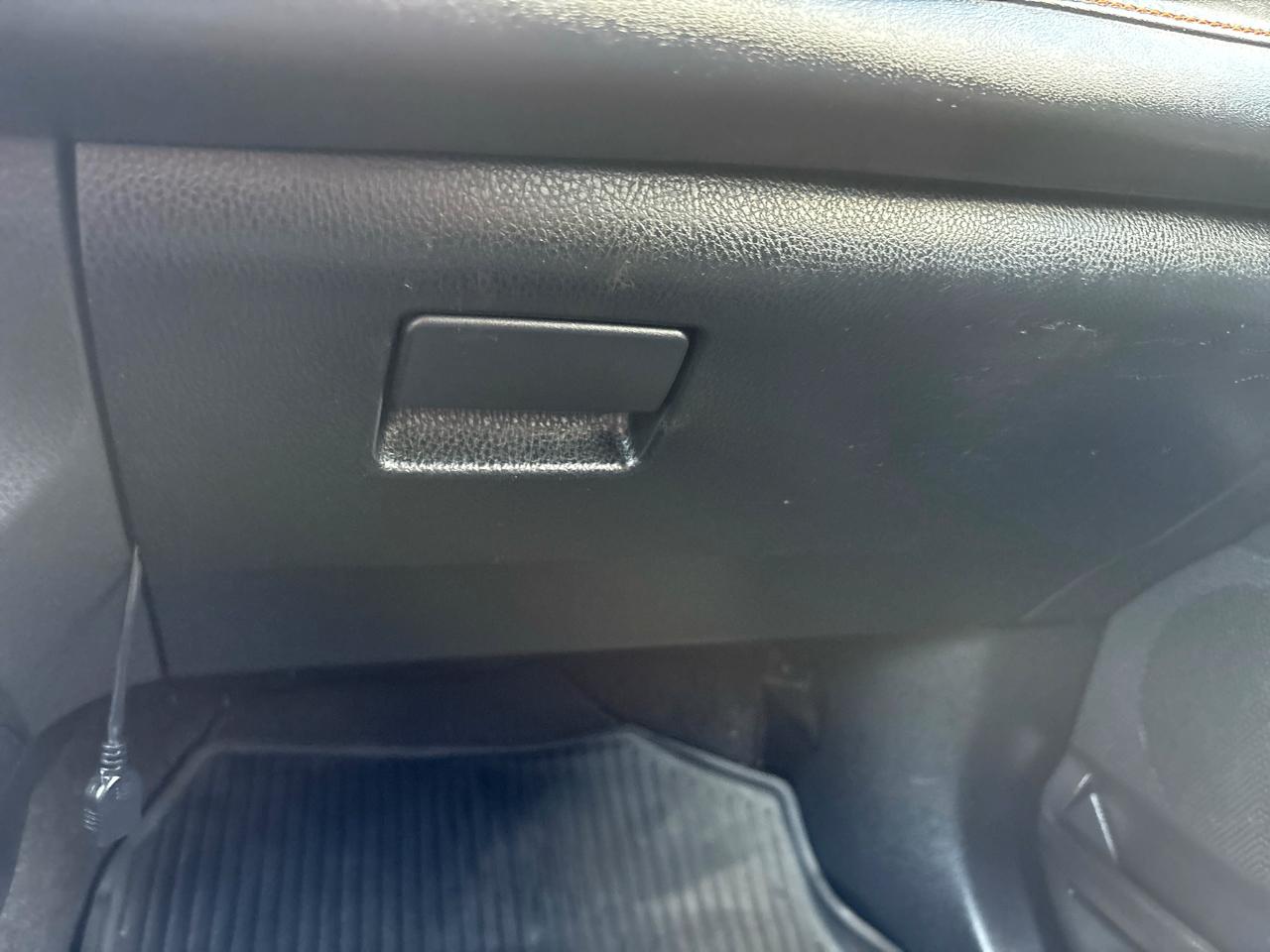 Toyota RAV4 SE AWD (Natl) 2018