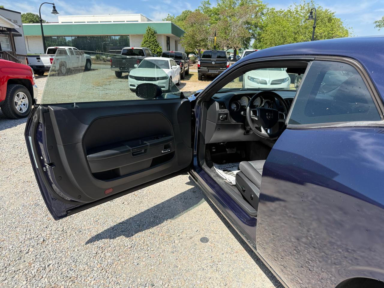 Dodge Challenger 2dr Cpe SXT 2014