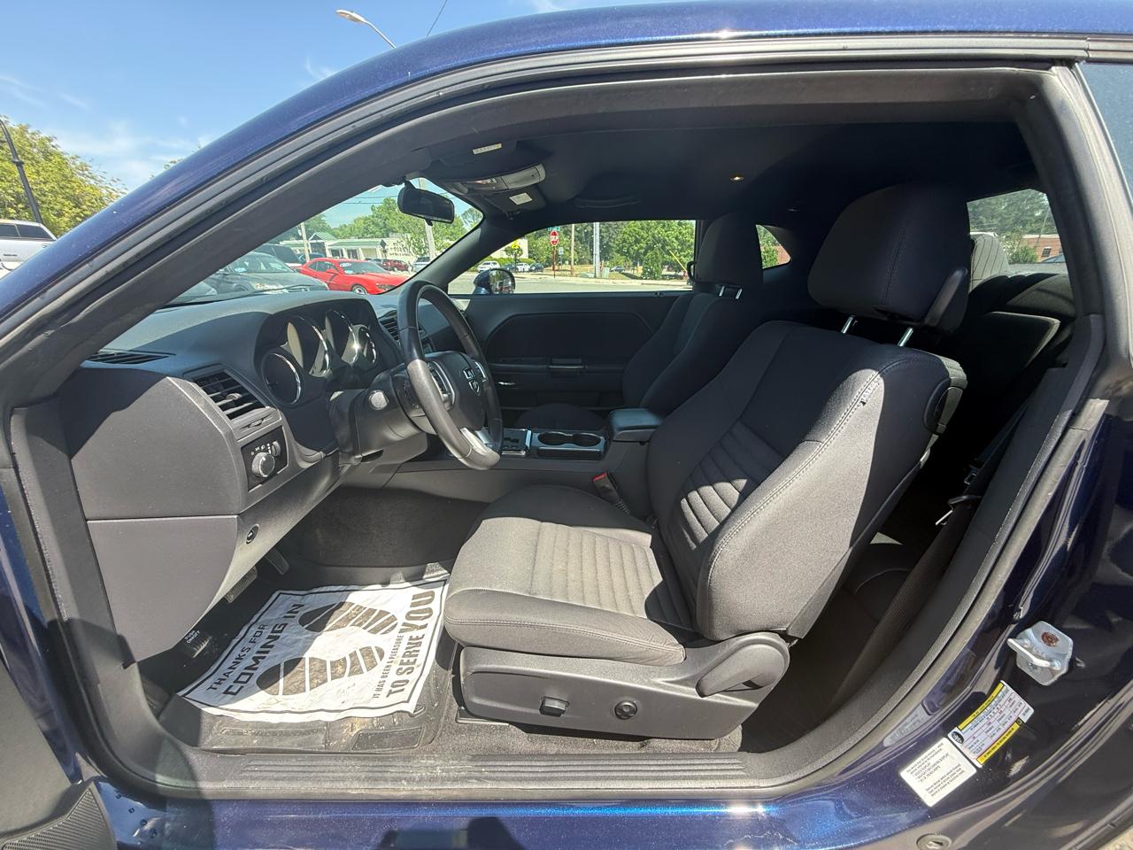 Dodge Challenger 2dr Cpe SXT 2014