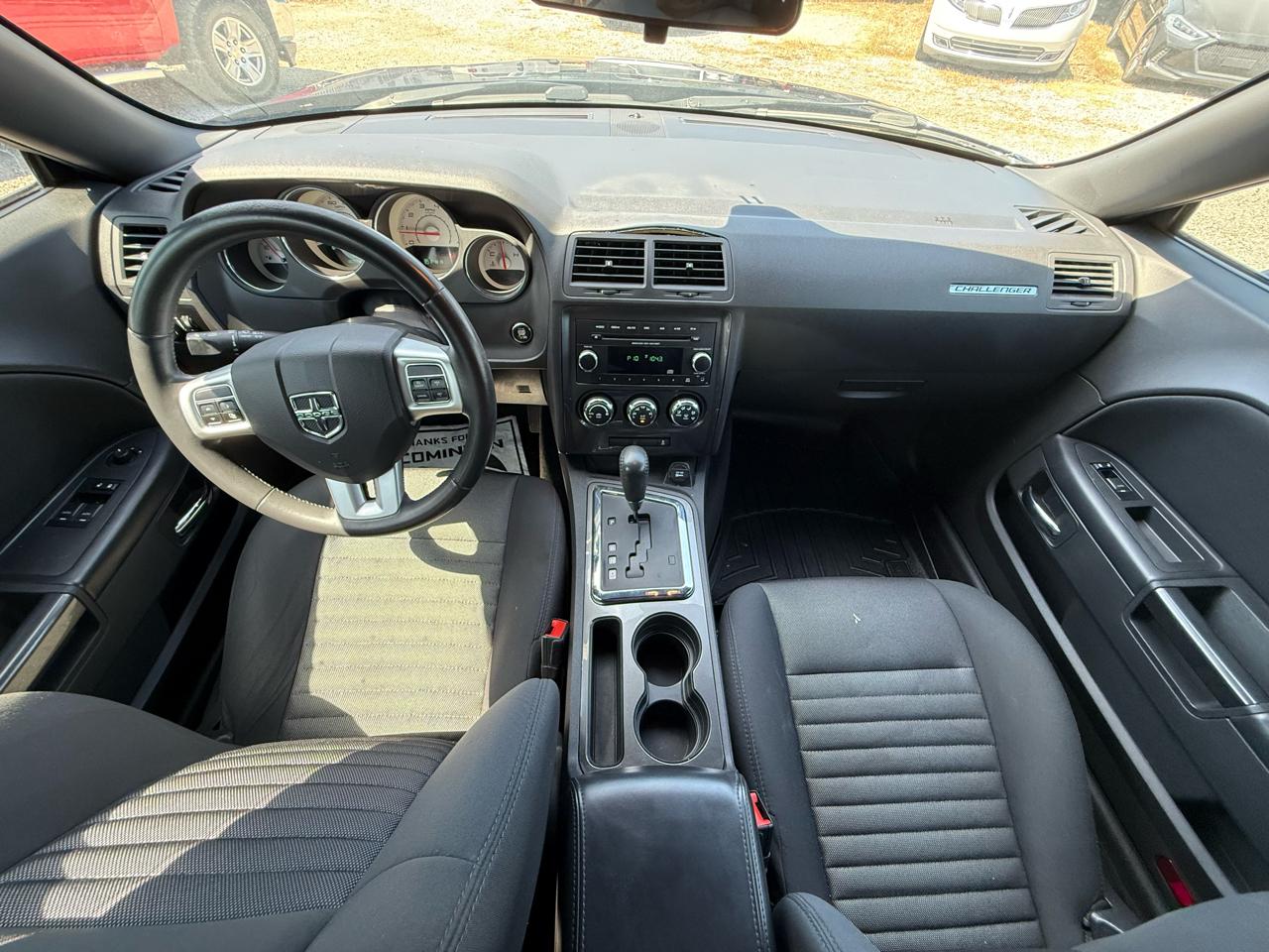 Dodge Challenger 2dr Cpe SXT 2014