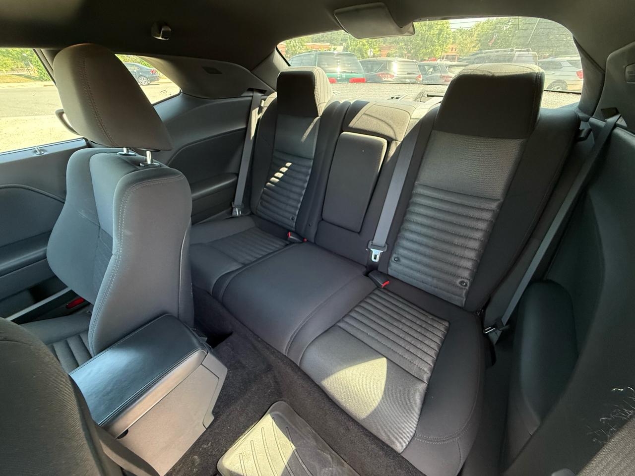 Dodge Challenger 2dr Cpe SXT 2014