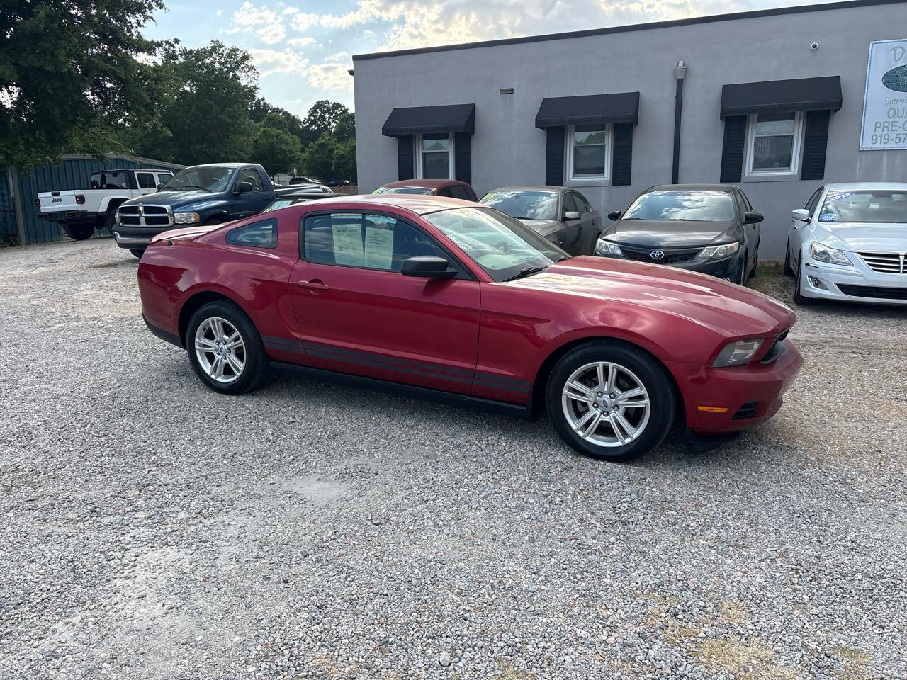 Ford Mustang 2dr Cpe V6 2010