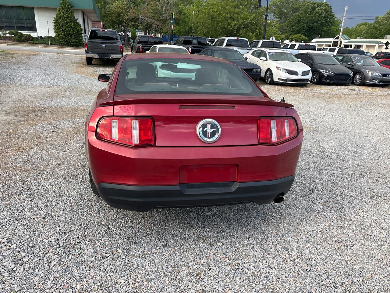Ford Mustang 2dr Cpe V6 2010