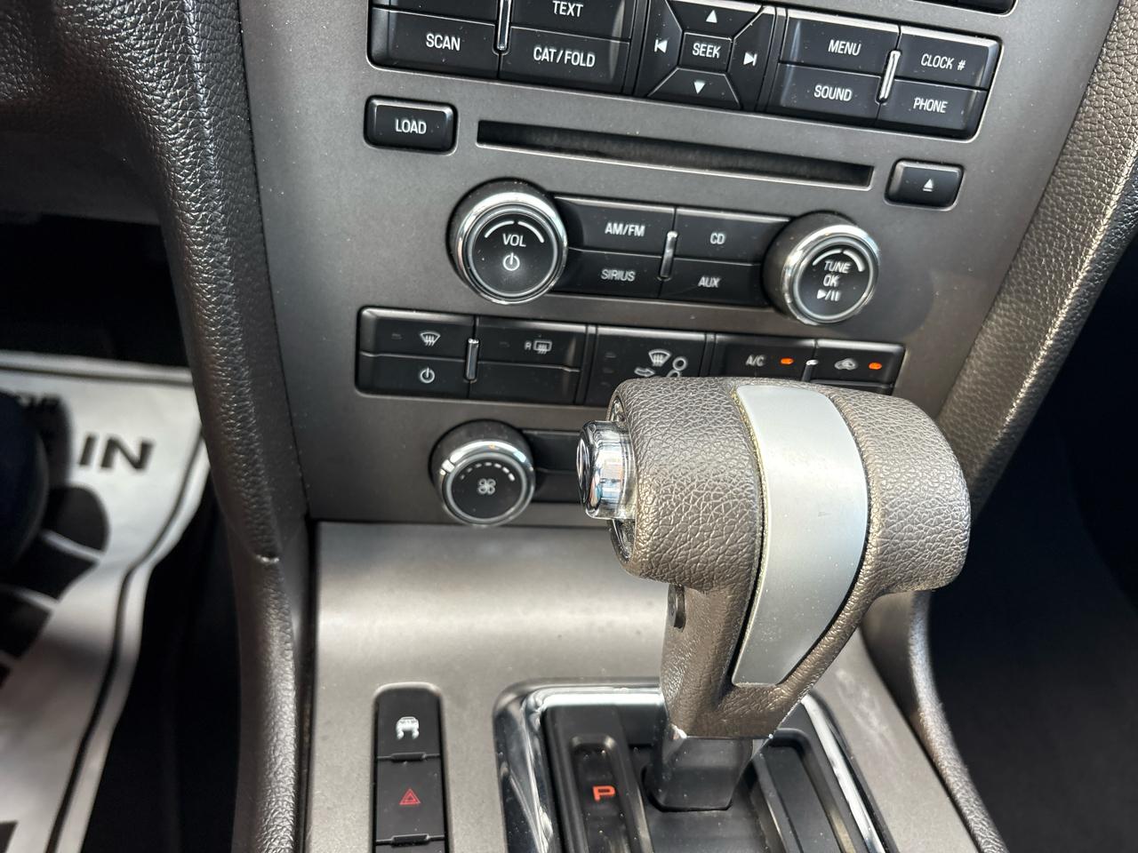 Ford Mustang 2dr Cpe V6 2010