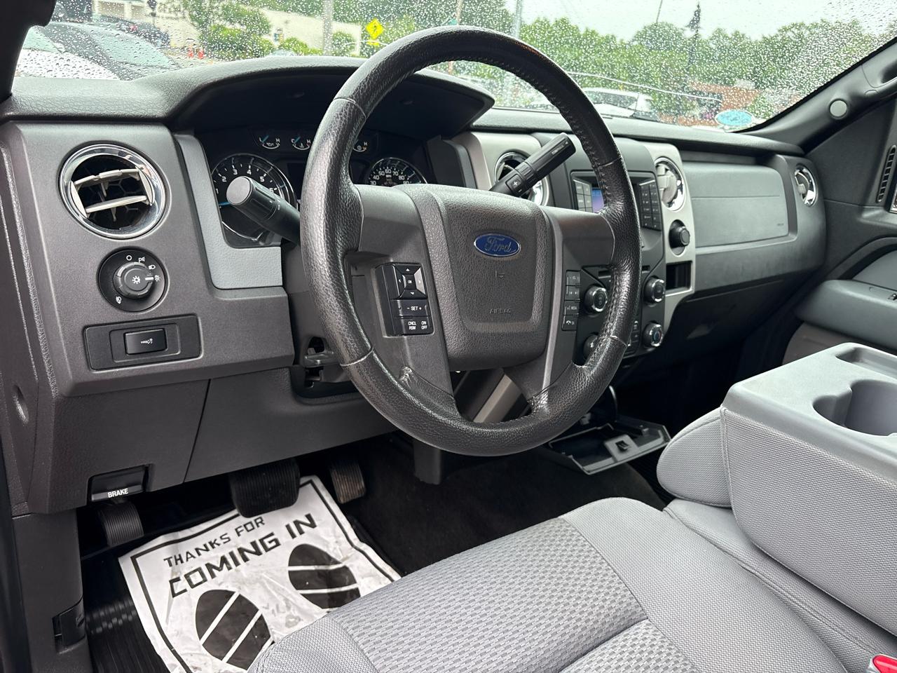 Ford F-150 4WD SuperCrew 145" King Ranch 2013
