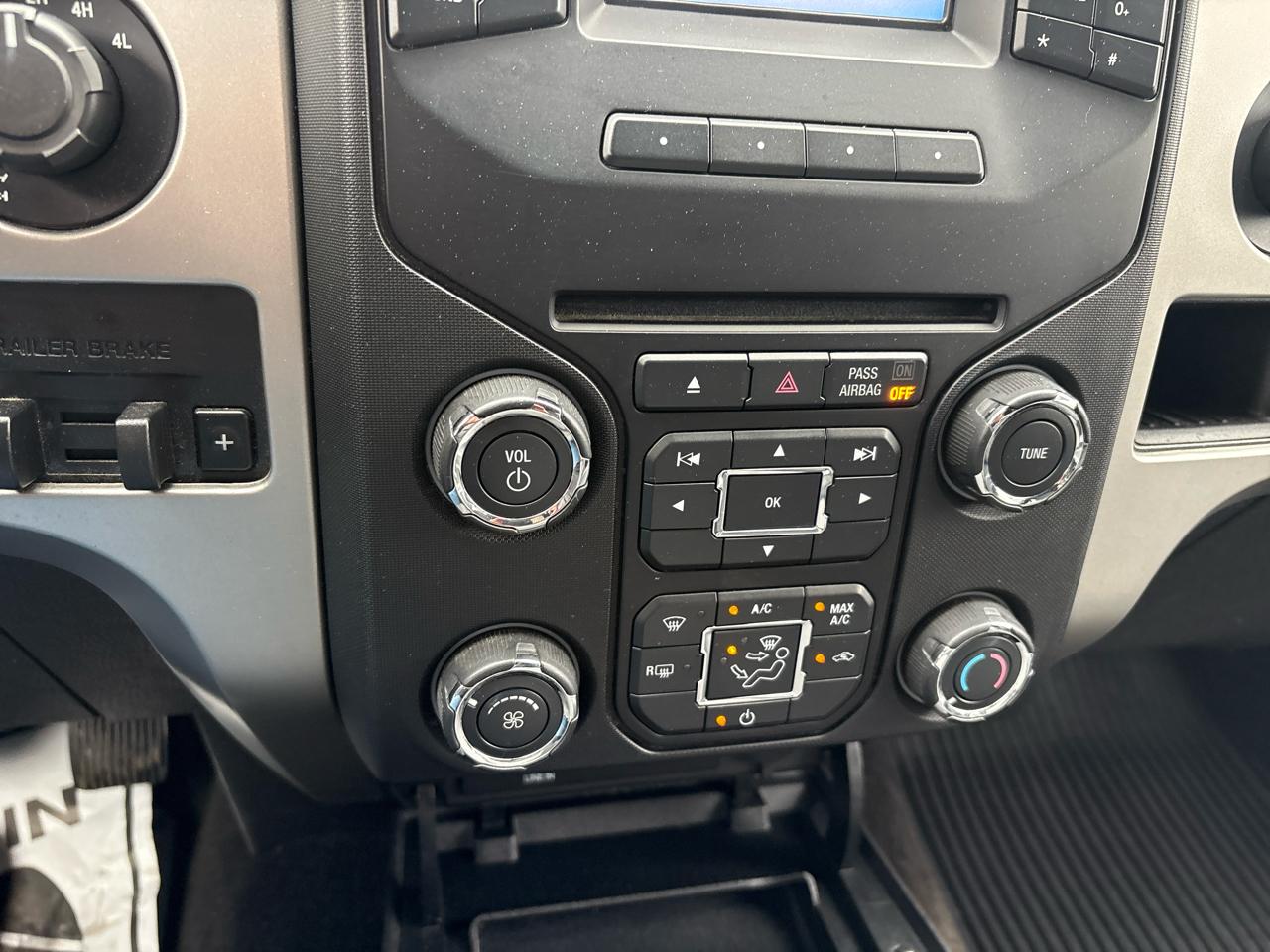 Ford F-150 4WD SuperCrew 145" King Ranch 2013
