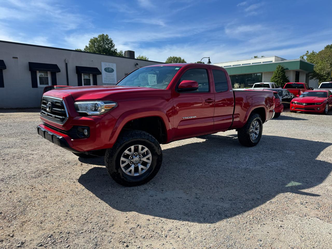 Toyota Tacoma 4WD Access Cab I4 AT SR5 (Natl) 2016