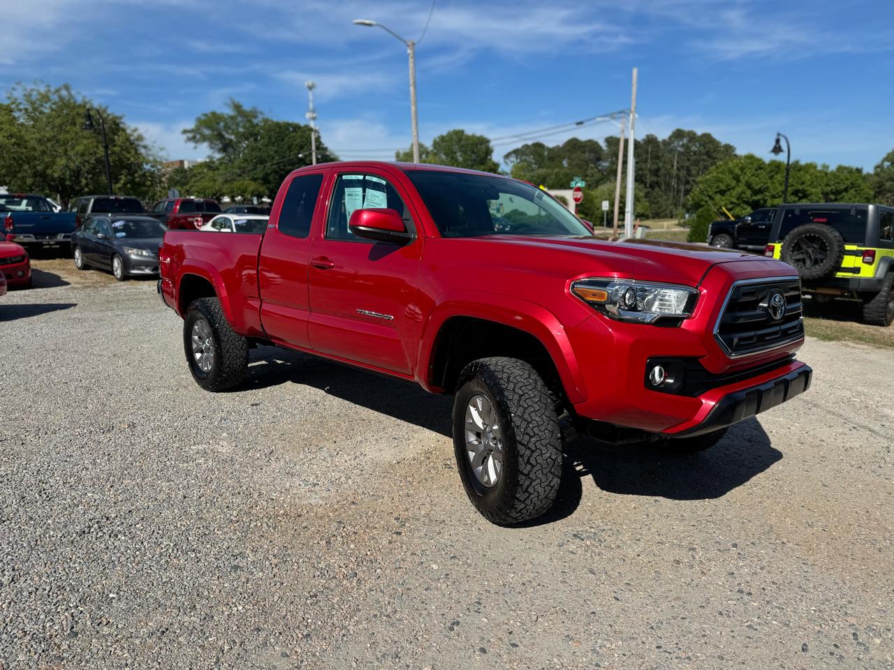 Toyota Tacoma 4WD Access Cab I4 AT SR5 (Natl) 2016