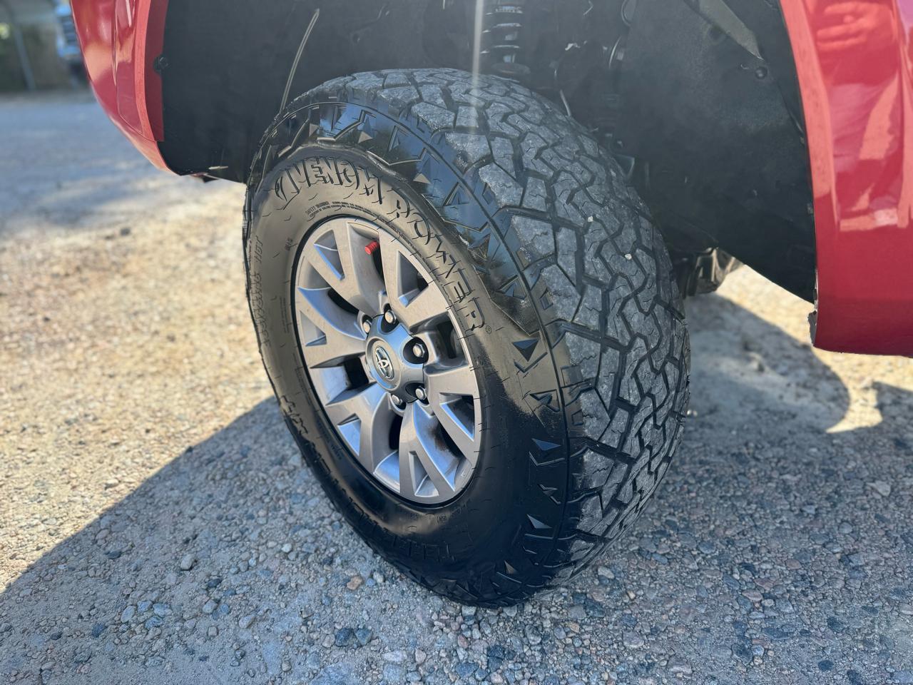 Toyota Tacoma 4WD Access Cab I4 AT SR5 (Natl) 2016