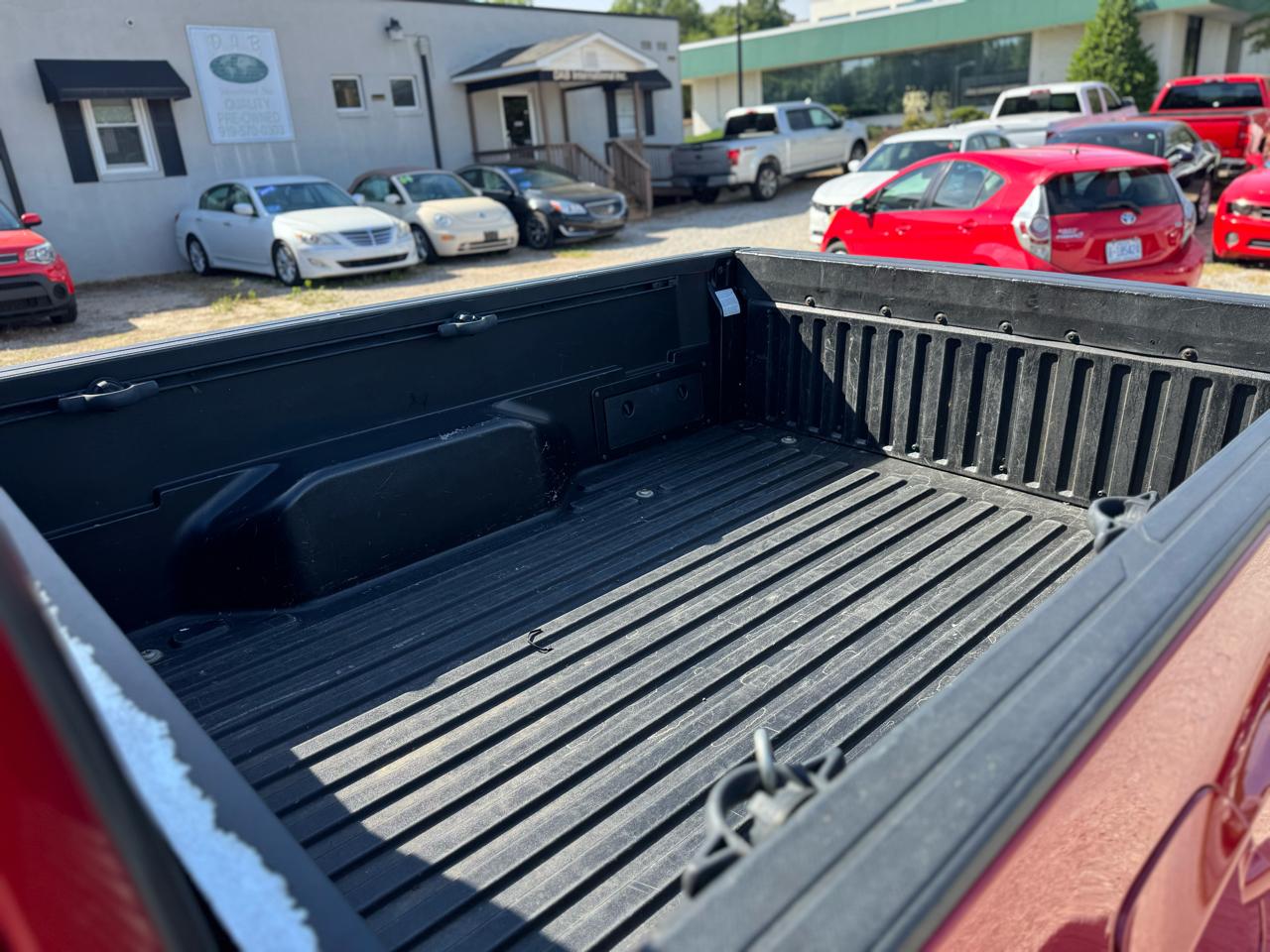Toyota Tacoma 4WD Access Cab I4 AT SR5 (Natl) 2016