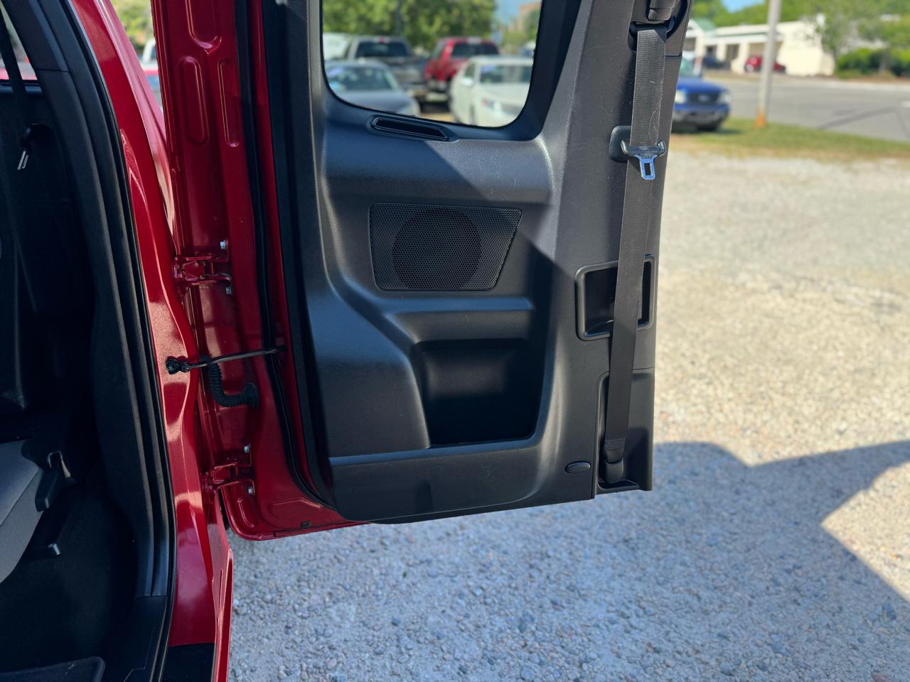 Toyota Tacoma 4WD Access Cab I4 AT SR5 (Natl) 2016