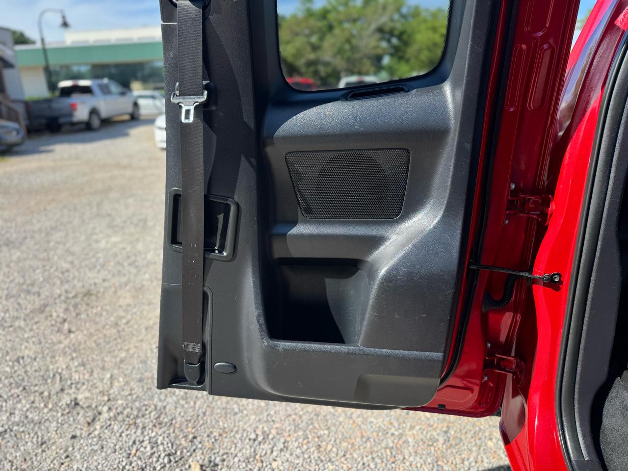 Toyota Tacoma 4WD Access Cab I4 AT SR5 (Natl) 2016