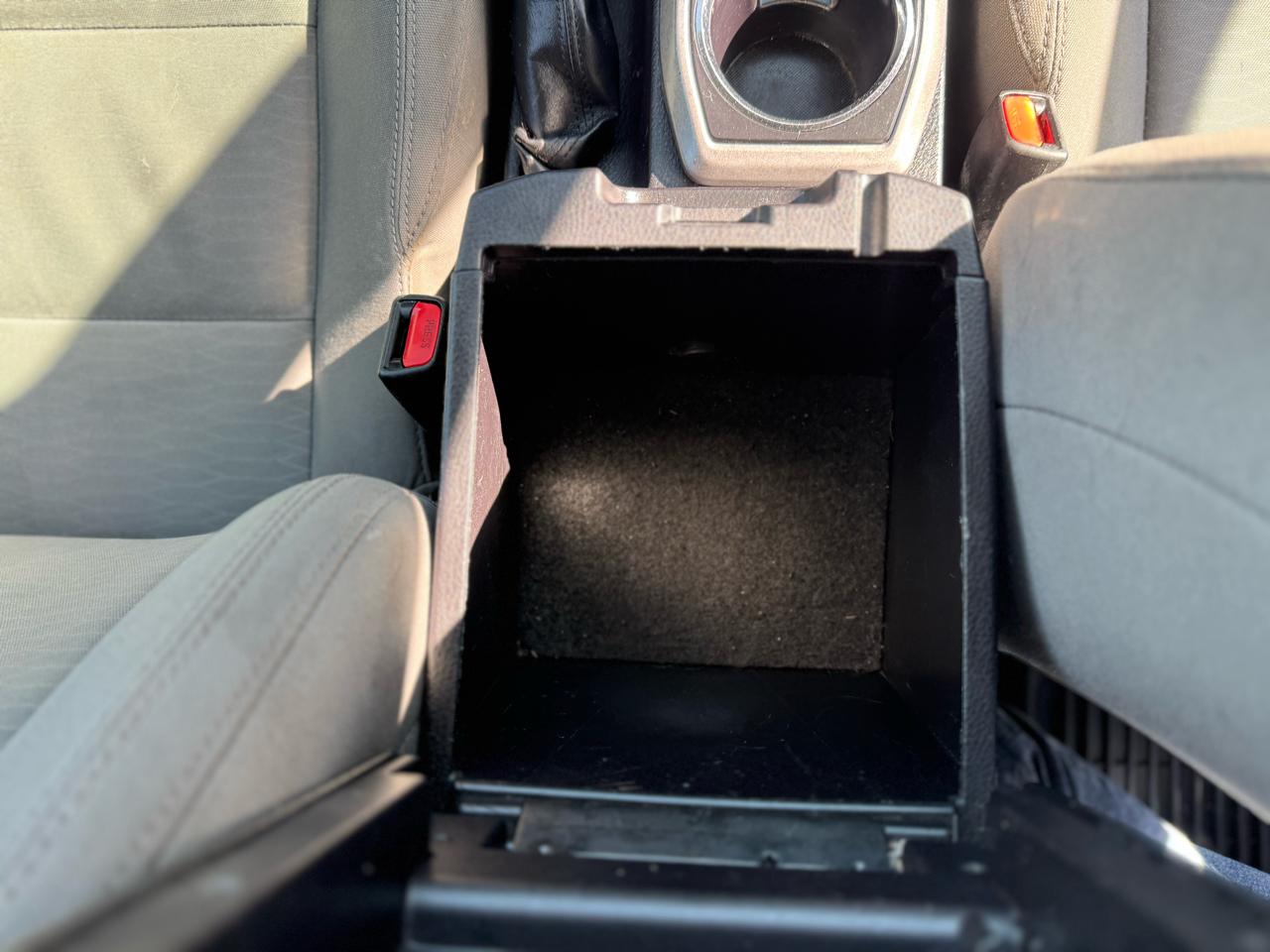 Toyota Tacoma 4WD Access Cab I4 AT SR5 (Natl) 2016