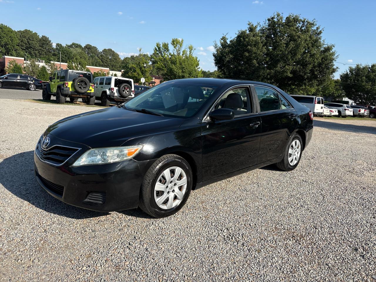 Toyota Camry 4dr Sdn I4 Man LE (Natl) 2011